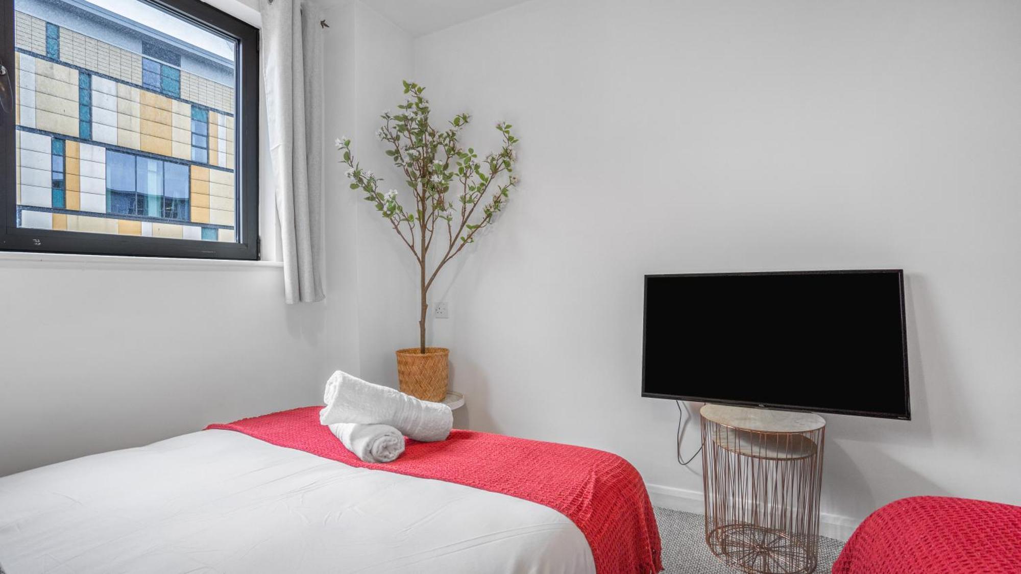 Japanese Suite 2Bed 2Bath, Free Park, Netfix, 75 Inch Tv, Games - City Centre- Maihom Birmingham Exterior photo